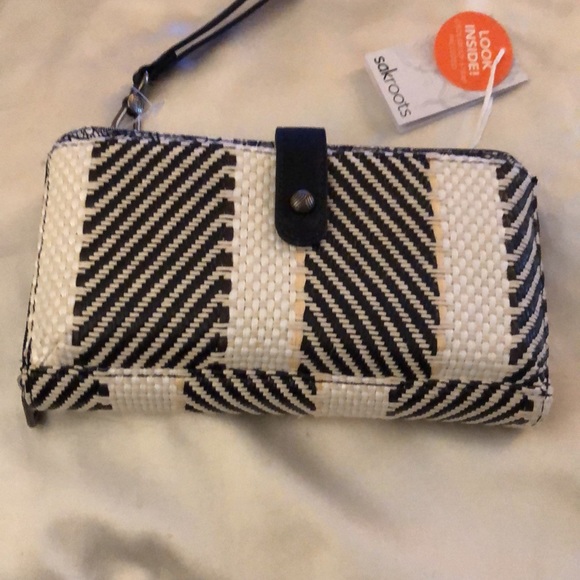 sakroots Woven Large Smart Phone Crossbody Bag Black & White Soulful Desert NWT - Picture 16 of 16